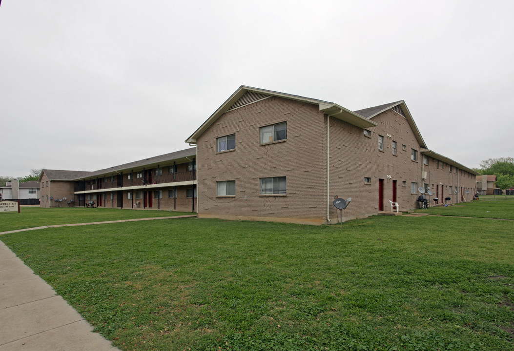 Havenhurst in Farmers Branch, TX - Building Photo