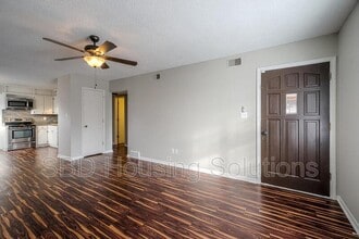 16423 E 29th St in Independence, MO - Building Photo - Building Photo