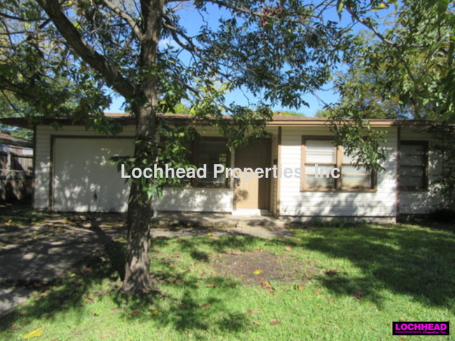 property at 2629 Blyth Dr