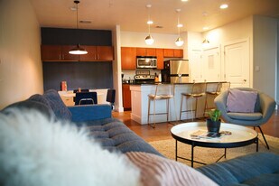 1807 Poquito St, Unit #46 in Austin, TX - Building Photo