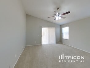 1363 Matthews Dr in San Tan Valley, AZ - Building Photo - Building Photo