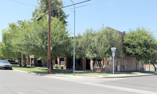 2635 E Harvard St in Phoenix, AZ - Building Photo - Building Photo