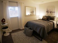 Galbraith Pointe Apartments & Townhomes photo'