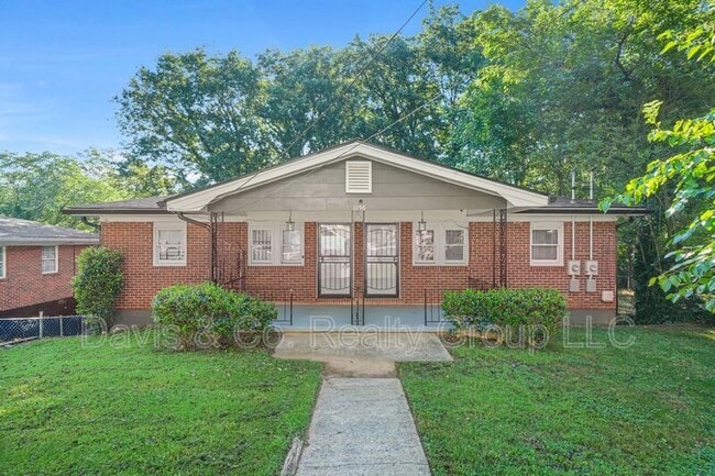 property at 1156 Hubbard St SW