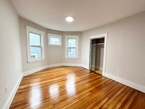 20 Dawes St in Boston, MA - Building Photo - Building Photo