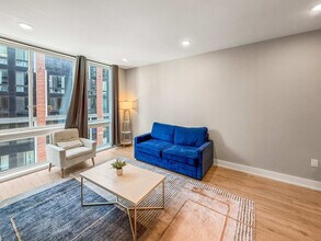 900 N Delaware Ave in Philadelphia, PA - Foto de edificio - Building Photo