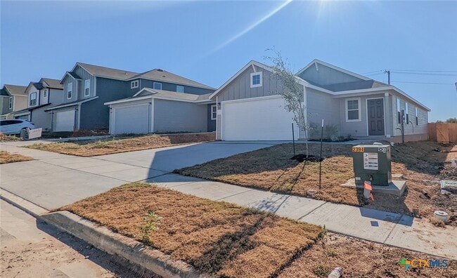 property at 521 Autumn Blaze