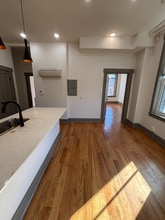 1725 Elm St in Cincinnati, OH - Building Photo - Building Photo