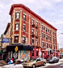 1215 Myrtle Ave in Brooklyn, NY - Foto de edificio - Building Photo