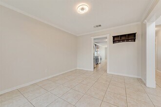 6902 Kara Pl in North Richland Hills, TX - Foto de edificio - Building Photo