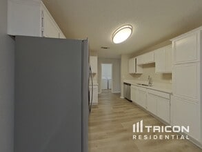 942 Tennessee Trail in Arlington, TX - Building Photo - Building Photo