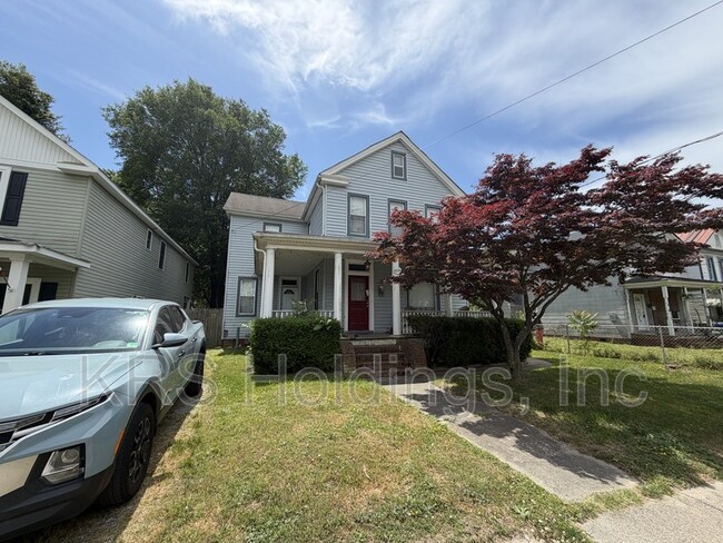 property at 1110 Park Ave