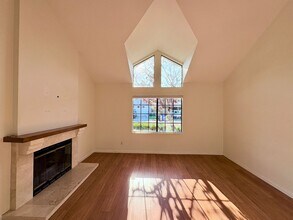 810 Bluewater Rd in Carlsbad, CA - Building Photo - Building Photo