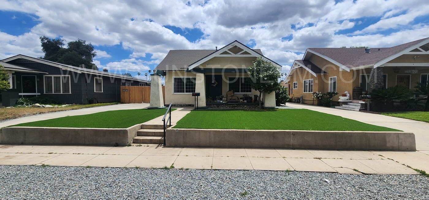 554 Randolph St in Pomona, CA - Building Photo