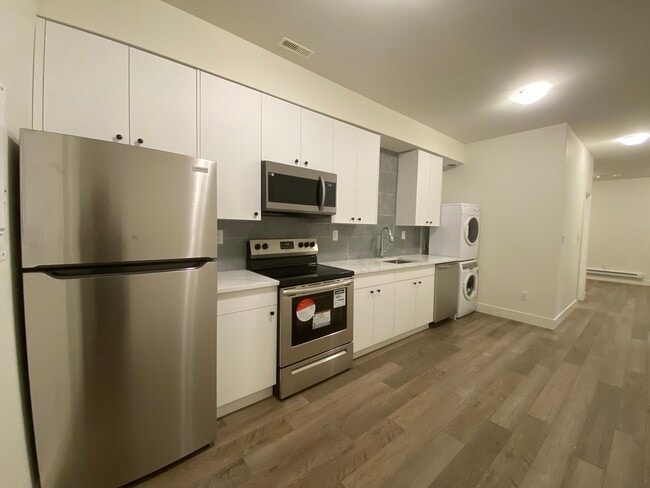 15632 37 Av in Surrey, BC - Building Photo - Building Photo