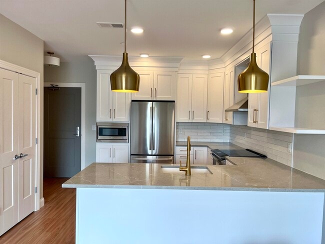 99 Foundry Pl in Portsmouth, NH - Building Photo - Building Photo