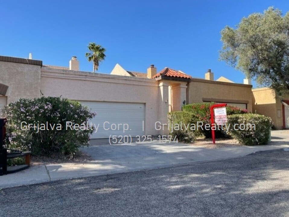 1428 W Calle Gallego in Tucson, AZ - Building Photo