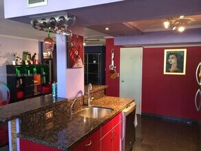 2001 Atlantic Shores Blvd in Hallandale Beach, FL - Building Photo - Building Photo