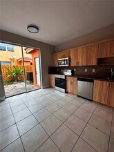 8445 NW 140th Terrace in Hialeah, FL - Building Photo - Building Photo