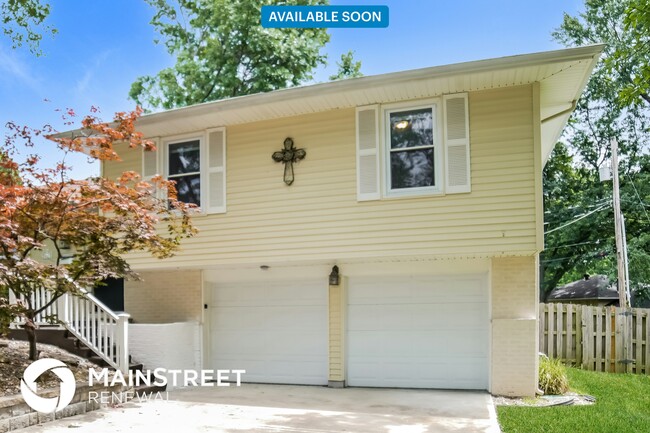 property at 813 N Apache Dr