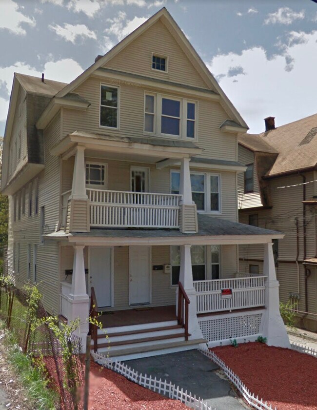 38 Giles St Apartments and Nearby Waterbury Apartments For Rent