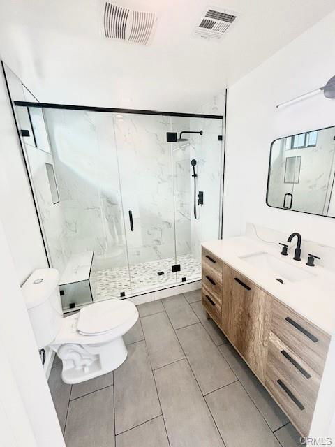 property at 22528 Burbank Blvd