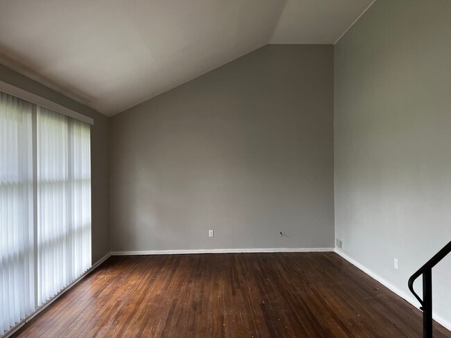 1133 Billie Dr in Columbus, OH - Building Photo - Building Photo