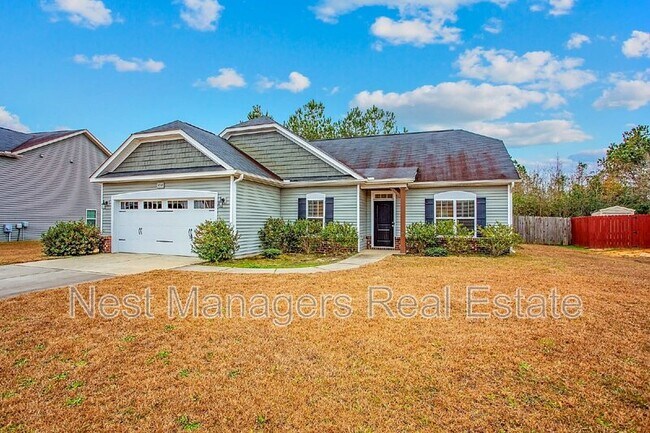 450 Roanoke Dr in Raeford, NC - Foto de edificio - Building Photo