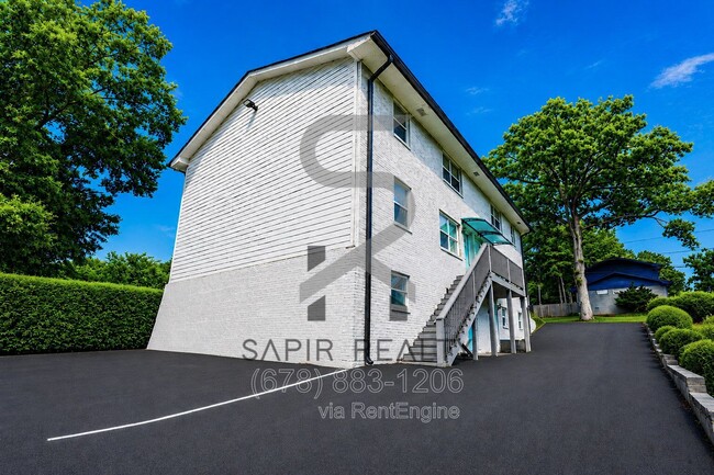 property at 371 Lanier St NW