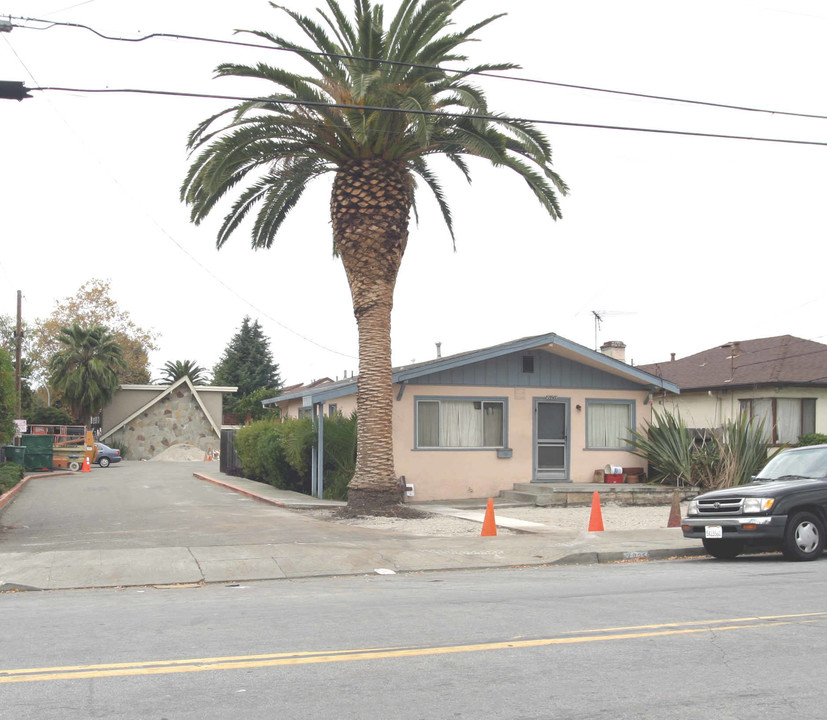 20259-20261 Santa Maria Ave in Castro Valley, CA - Building Photo