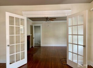 40 Codington Pl in Somerville, NJ - Building Photo - Building Photo