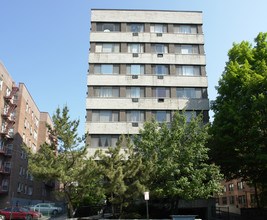 Solitaire 7 in White Plains, NY - Foto de edificio - Building Photo