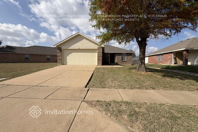 property at 1509 Queens Brook Ln