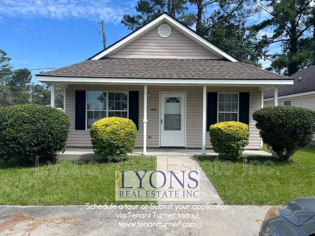property at 1602 Lexington Cir