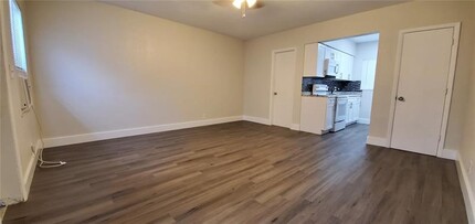 2342 N Federal Hwy in Hollywood, FL - Building Photo - Building Photo