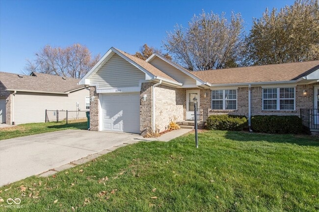 2099 Galaxy Dr in Franklin, IN - Building Photo - Building Photo