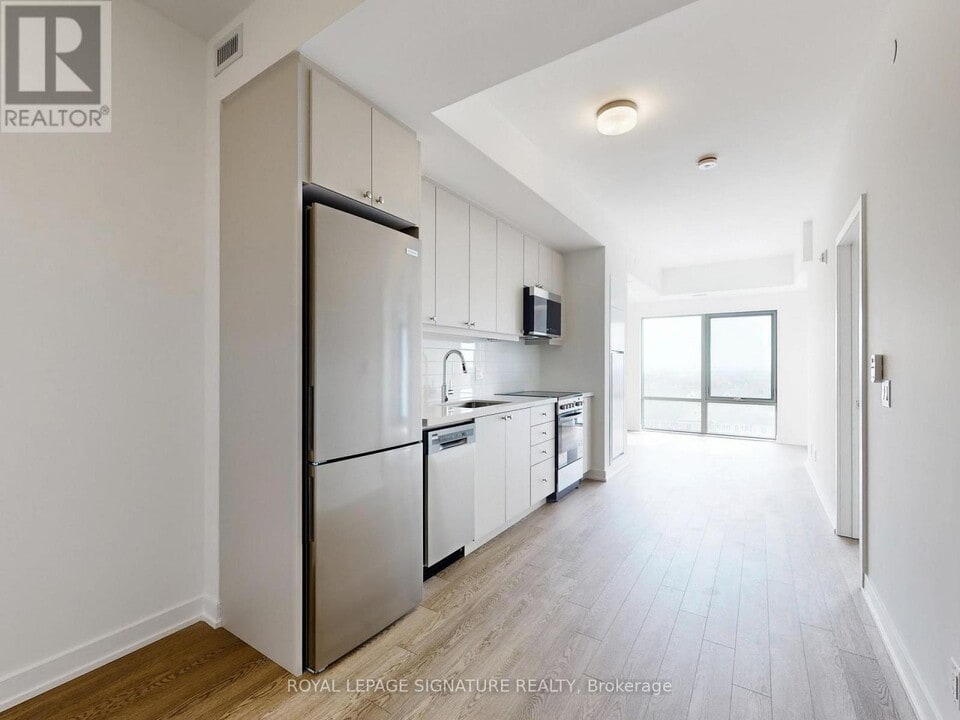 51 Clarington Blvd in Clarington, ON - Building Photo