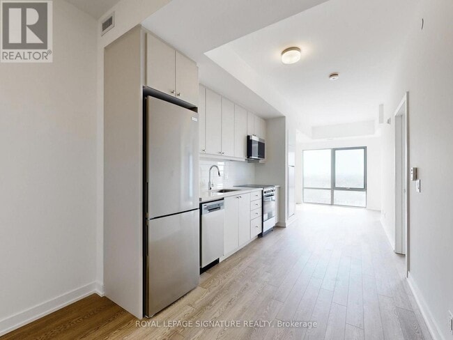 property at 51 Clarington Blvd