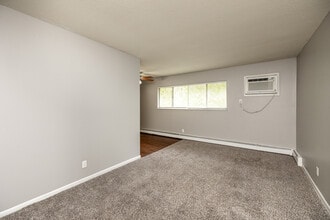 Urban Green Apartments - Urbandale in Urbandale, IA - Foto de edificio - Interior Photo