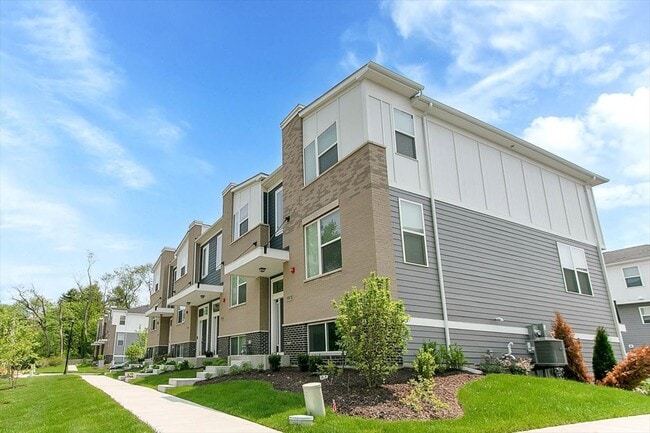 property at 29W710 Cambridge Ct