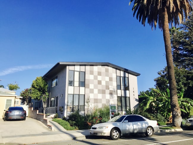 1441 Yale St in Santa Monica, CA - Building Photo - Building Photo