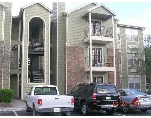 2550 N Alafaya Trail in Orlando, FL - Building Photo