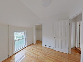 24 Kent St in Quincy, MA - Building Photo - Building Photo