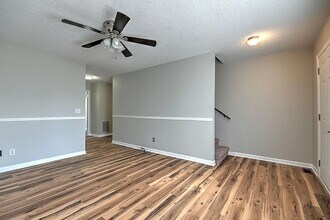 243 Hunter Hills Cir in Bristol, TN - Building Photo - Building Photo