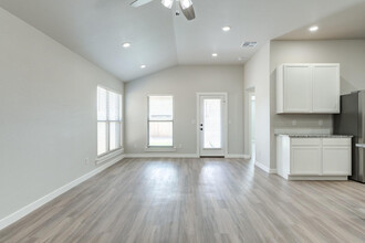 1611 132nd St in Lubbock, TX - Building Photo - Building Photo