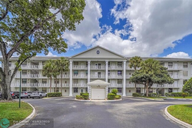 property at 1713 Whitehall Dr