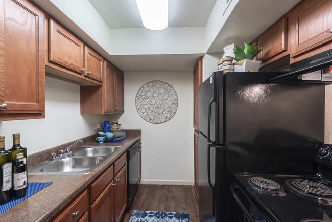 The Reserve at White Oak