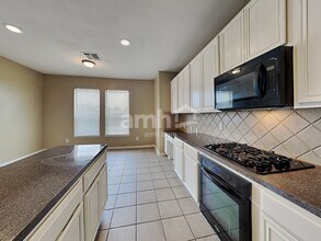 3493 Cedar Prairie Dr in League City, TX - Building Photo - Building Photo