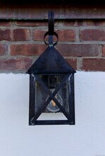 40 Strickland Rd in Greenwich, CT - Building Photo - Building Photo