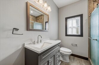 20 W 52nd St in Savannah, GA - Building Photo - Building Photo